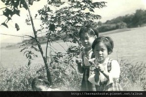 1966-11-25三姊妹