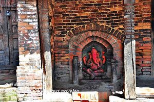 巴克塔布(Bhaktapur)古都中的甘尼許神(Ganesh)雕像