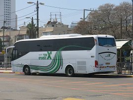 03-從 Tel Vivv 到 Jerusalem 巴士-成寒