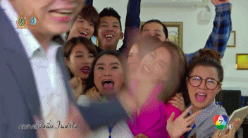 obe1f6s05mbEkpPdVup-o.gif