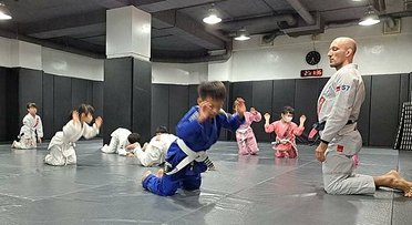 [參訪 BJJ] 巴西柔術黑帶法國教練 JP 在台灣 (幼兒