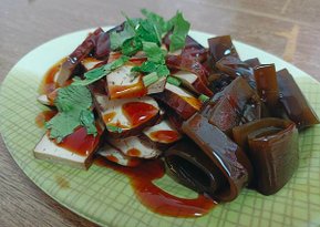 滷味拼盤,海帶,豆干