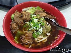 花蓮-台灣牛肉麵_201116_1.jpg