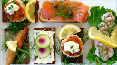 Italian Crostini (ㄧ口三明治）也稱為Ope