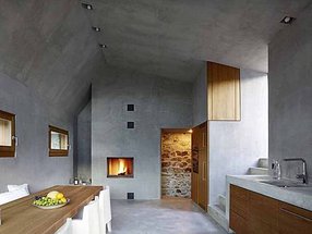 543dd604c07a80762d000250_stone-house-transformation-in-scaiano-wespi-de-meuron-romeo-architects_1430_cf030937-1000x749