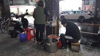 [基隆美食]開店十多年以上，基隆網友極推咕咕饞麵線、基隆在地