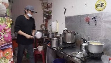 [基隆美食]安一路紅豆餅傳承三代營業、一甲子時間至今，配料店