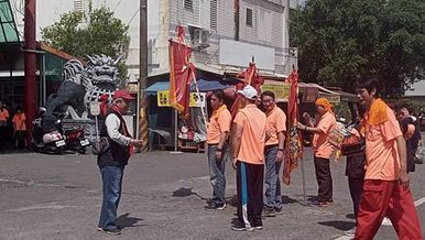 [宜蘭旅遊]全國最高身價銅礦打造福德正神雕像、進香團大熱門、