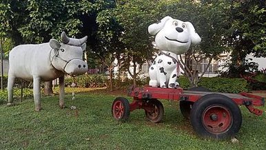 [桃園旅遊]中山親子公園沿著荖坑溪步道而成立， 畸零地綠地的