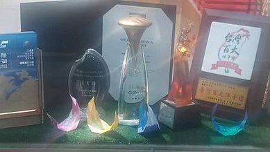 [基隆美食]半世紀時光營業、獲獎無數的泉利米香、二十多種口味