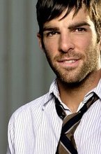 Zachary Quinto.jpg