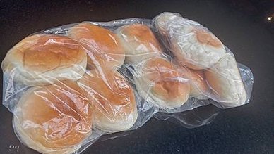 [宜蘭美食]宜蘭市鄉民最愛的隱藏性麵包店，二十八年經營同心坊
