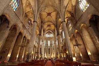 santa-maria-del-mar-interior.jpg