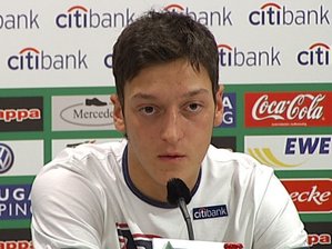 ozil.jpg