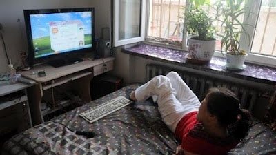 腳趾寫小說
