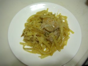 牛蒡雞肉義大利麵.JPG