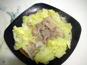 高麗菜豬肉8.JPG