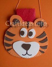 Craft Foam Tiger Pouch