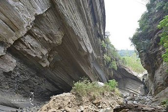 S024.jpg