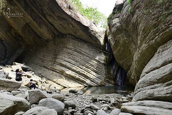 S028.jpg