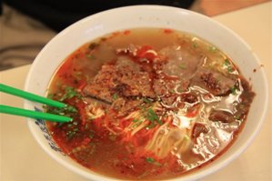 肉片 牛肉麵