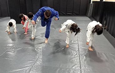 [ 參訪巴柔 ] 蚊子重重的BJJ 幼兒班 (4~7歲)