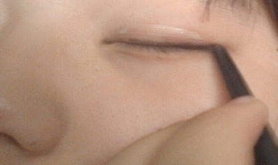 雙眼皮化妝術