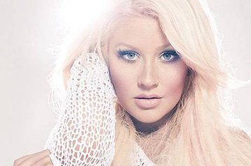 christina-aguilera_press-2013-650b.jpg