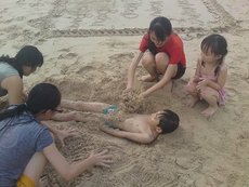boy02.JPG