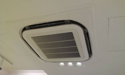 大金崁入式四方吹分離式冷氣