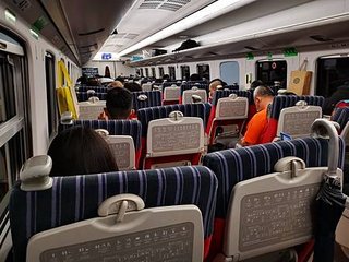 普悠瑪列車內部