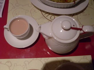 7.11小熊屋玫瑰情人奶茶.jpg