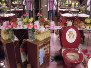 7.11小熊屋洗手間.jpg