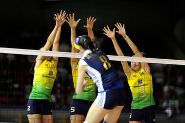 110609-MVM-BRAxCHN-Carol2.jpg
