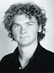 Simon_Farnaby.jpg