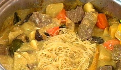 咖哩牛肉粉絲煲