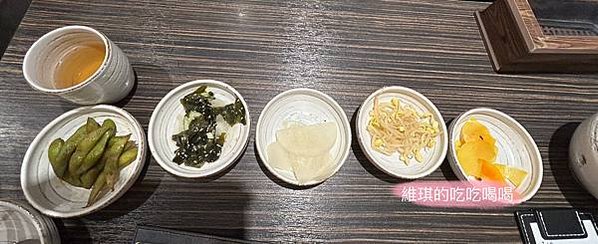 玉豆腐光華店~韓式小菜自助吧無限吃~