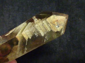 平頂水晶柱(Tabular Crystals)：