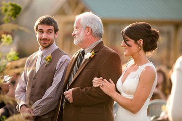 father-son-wedding-moments-loverly10