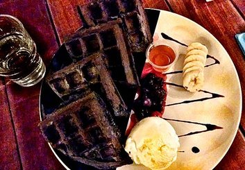 Sugar On Top_Charcoal Waffle