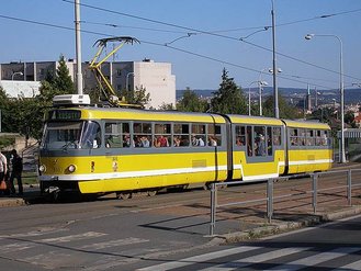 【統規化】低地板路面電車