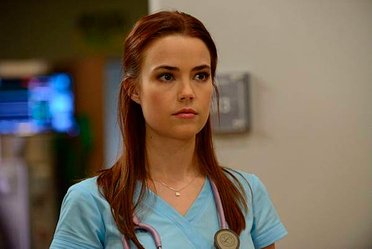 red-band-society-season-1-episode-2-Nurse-Dobler