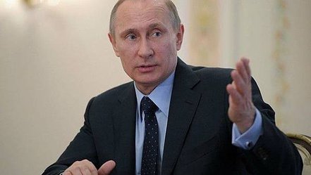 Putin-Gesturing--620x350