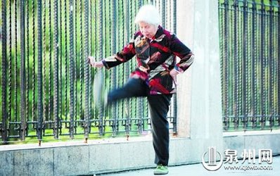 79歲「功夫阿婆」Kay D&apos;Arcy - 功夫阿婆