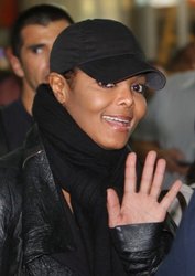 Janet Jackson arrived at Taiwan.jpg