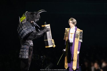 舞台『刀剣乱舞』七周年感謝祭 -夢語刀宴會-舞台写真07.jpg