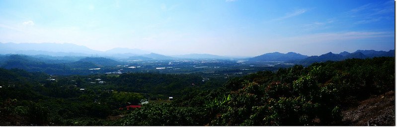 頂湖山南眺