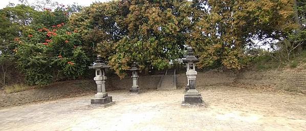 大內國小校內神社建於1938屬於「無格社」希望「一街庄一神社