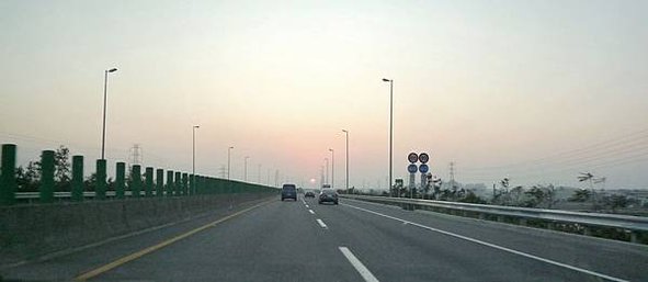 National_Highway_No__8_(Taiwan).jpg