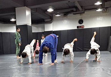 [ 參訪巴柔 ] 蚊子重重的BJJ 幼兒班 (4~7歲)